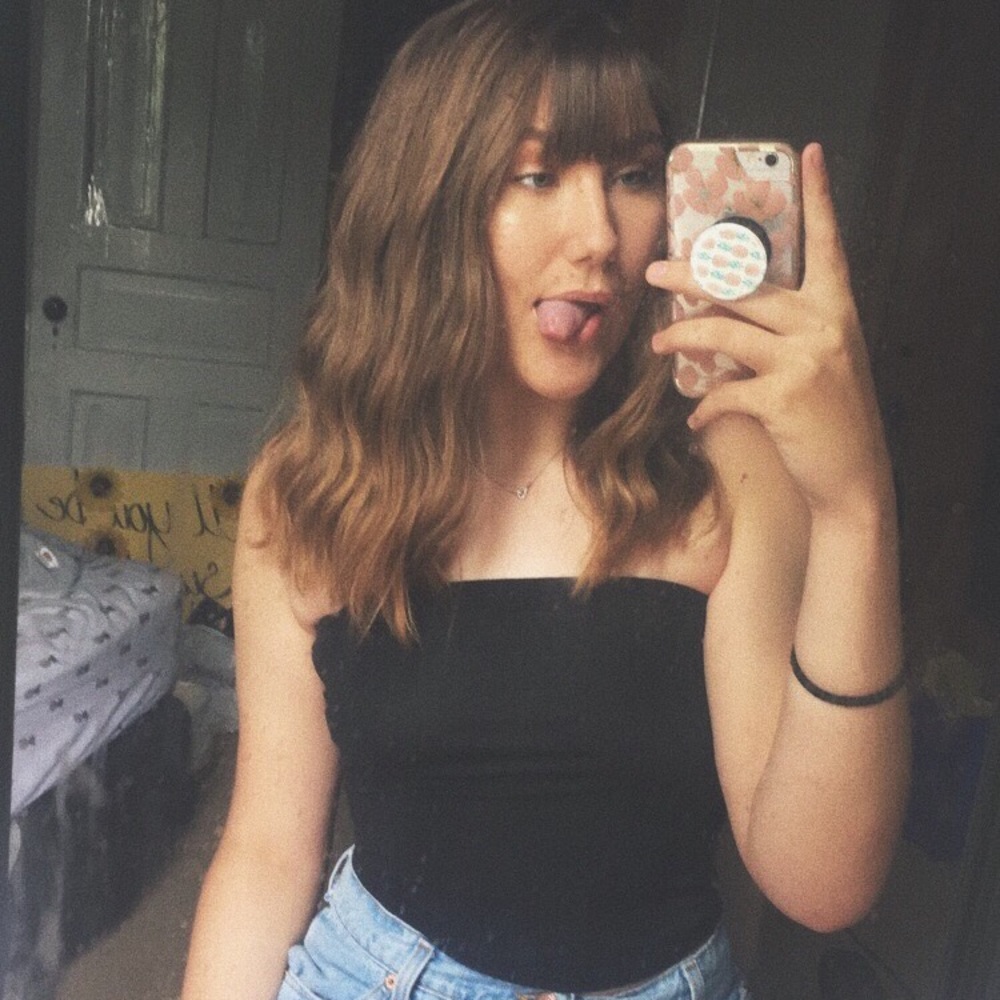 Meet your Posher, Jasmine